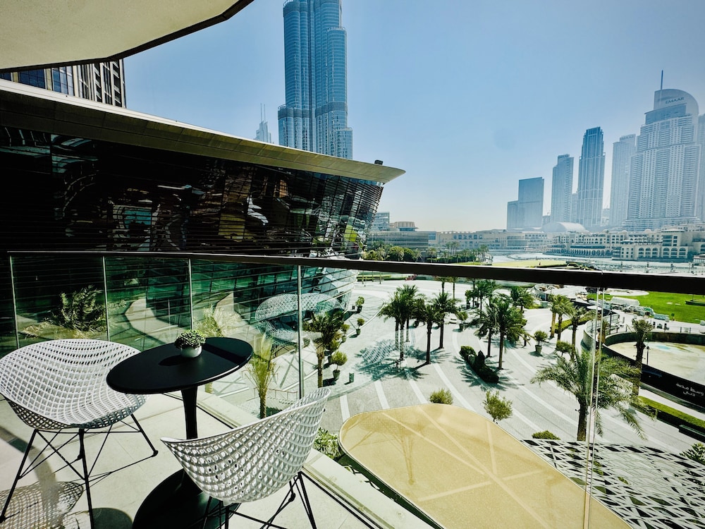 Venduras Elite 2BR Burj Khalifa View
