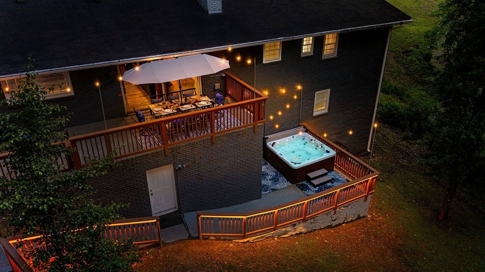 ATL Cascade Oasis - Pool Spa Arcade Pool Tbl