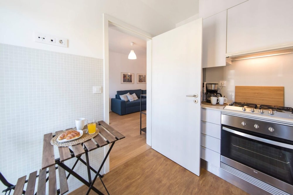 Comfortable Apartment in Campo Pequeno view 2