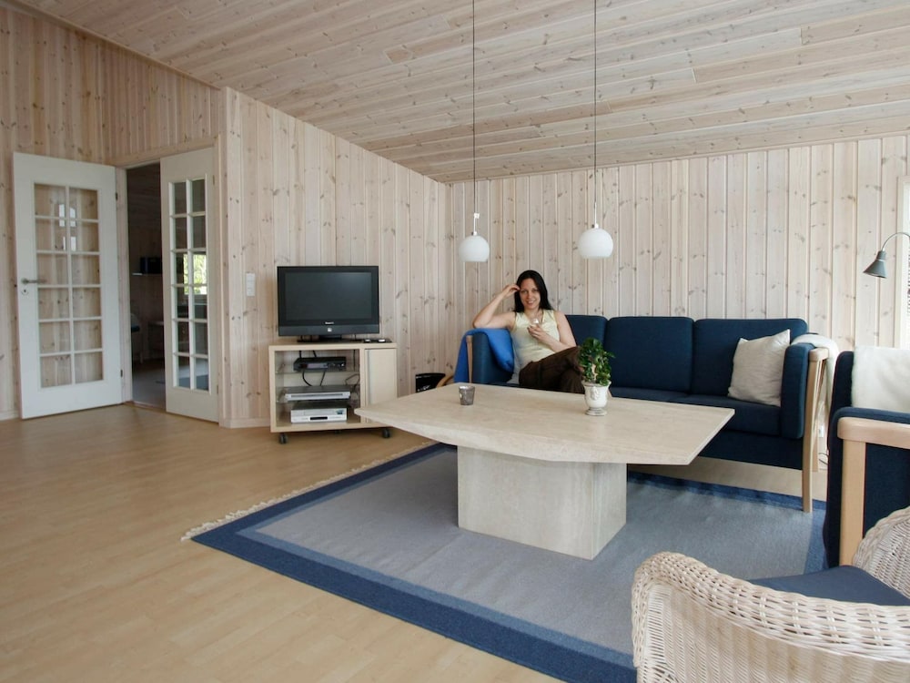 Fabulous Holiday Home in Rodby Denmark near Sea view 4