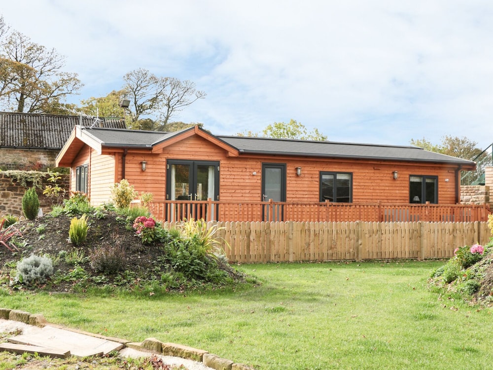 Chesterfield Vacations - Thorntree Lodge - Property Image 1