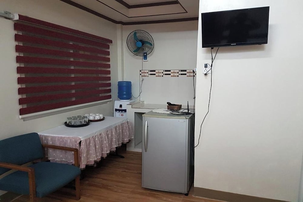 FNT Transient House near Hundred Islands
