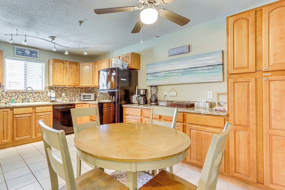Private Beach Access: Hilton Head Island Condo!