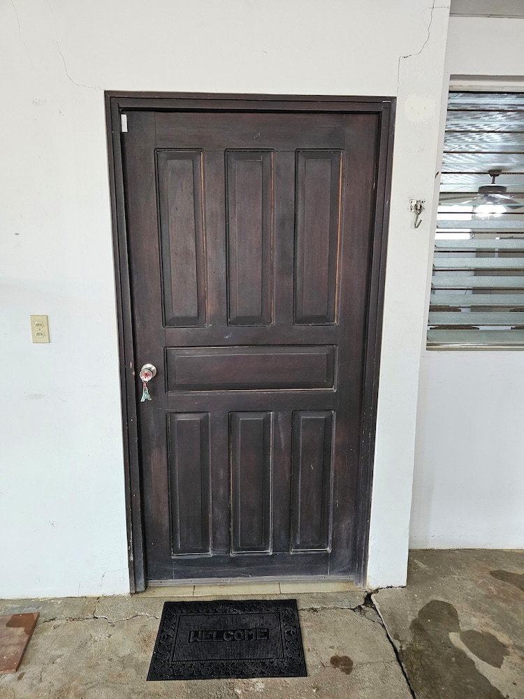 Cuartos independientes con baño privado