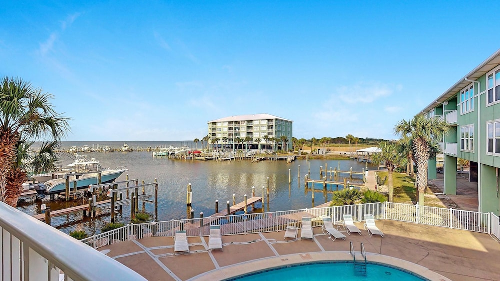 Navy Cove Harbor #2106 by Southern Vacation Rentals