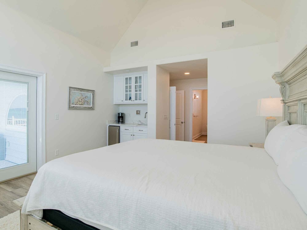 Seaside Cottage by Southern Vacation Rentals view 4