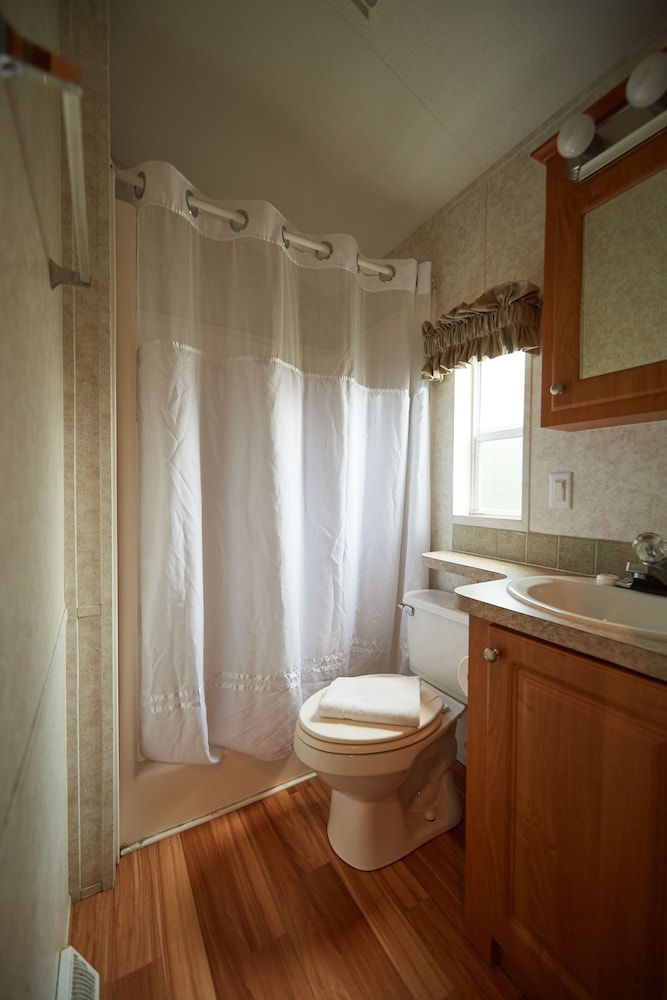 Bethpage Camp-Resort view 3