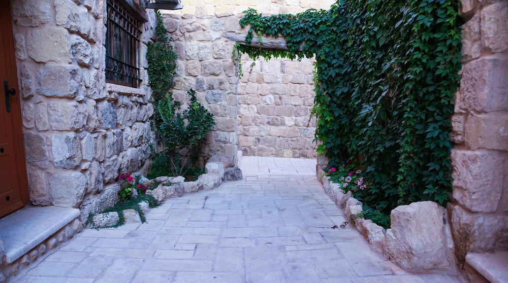 Old Village Resort