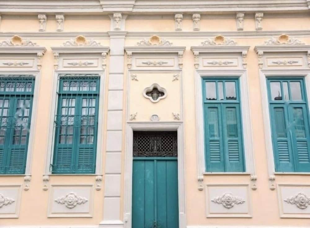 Hotel Casa Versace Salvador - Image 1