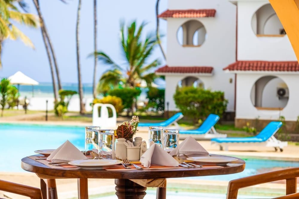 Bamburi Beach Villa LTD