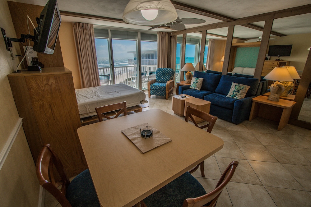 Sea Club IV