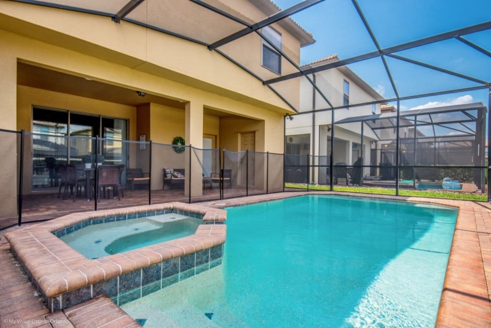 Beautiful Villa With Private Pool, Close to Disney, Orlando Villa 2641 - Image 2