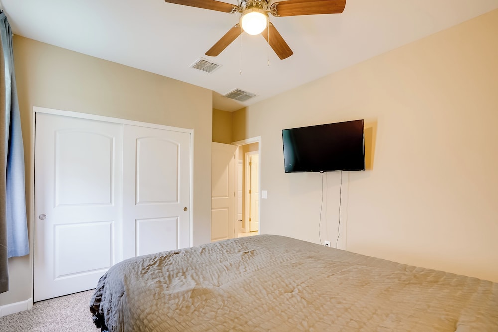 Private Pool: Relaxing Phoenix Area Vacation Home! view 4