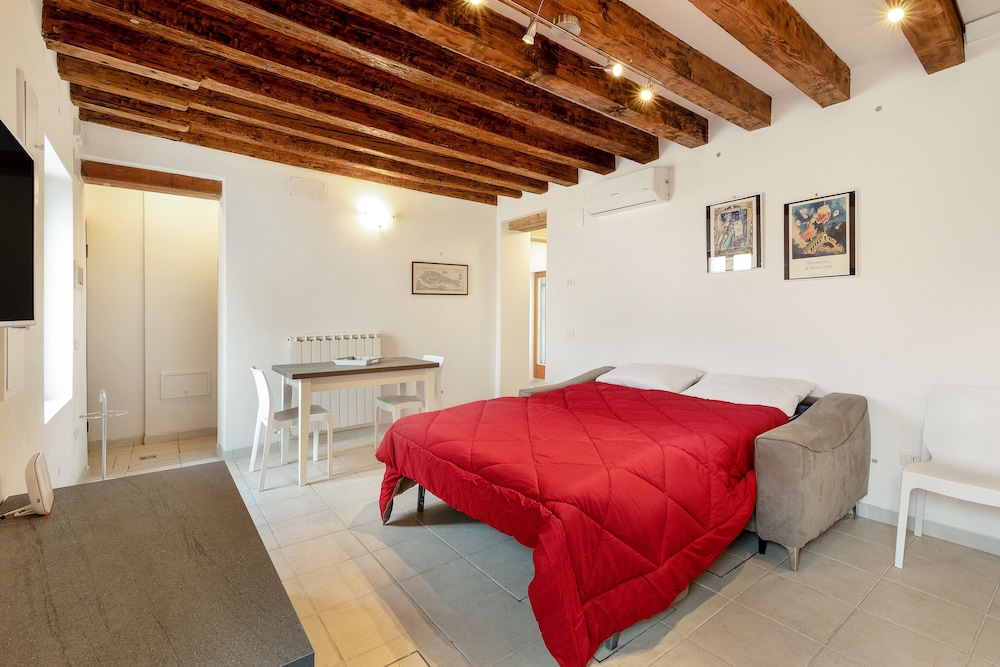 Cannareggio Elegant Apartment