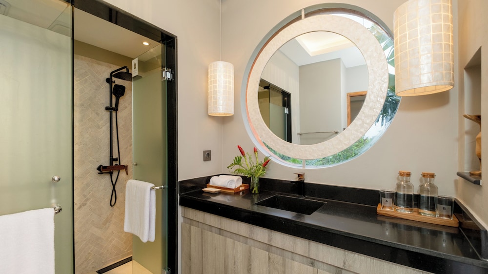 Baliris Villa V by Villa Finder