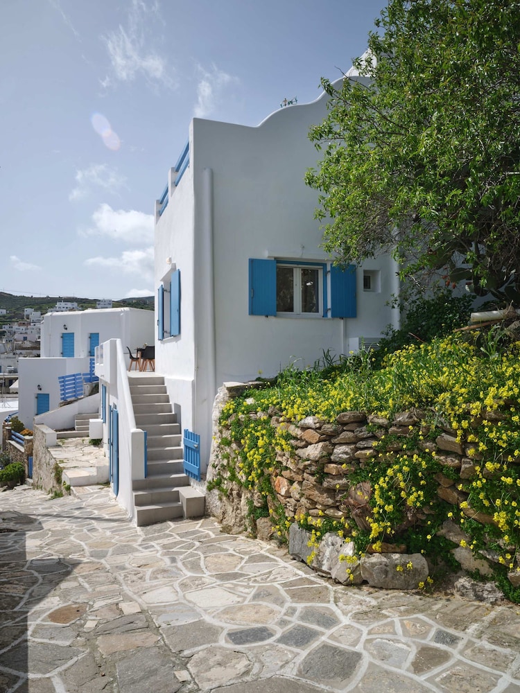 Lefkes Blissful Home