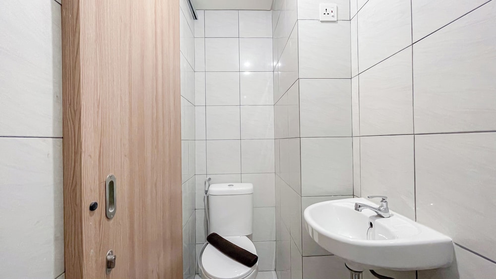 Simple Look Studio (No Kitchen) At Bandaraya - Tallasa City Makassar Apartment