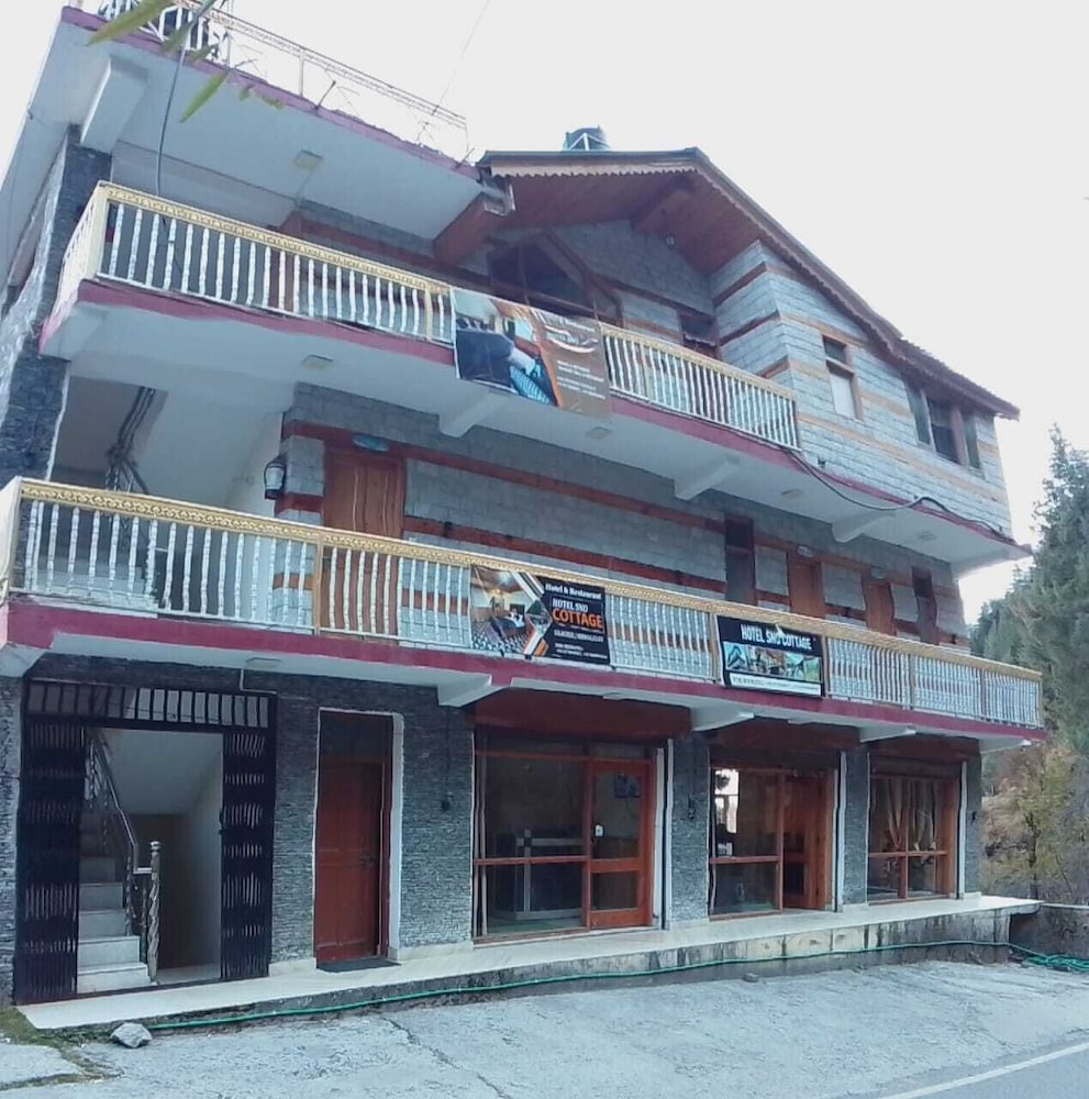 Hotel Sno Cottage