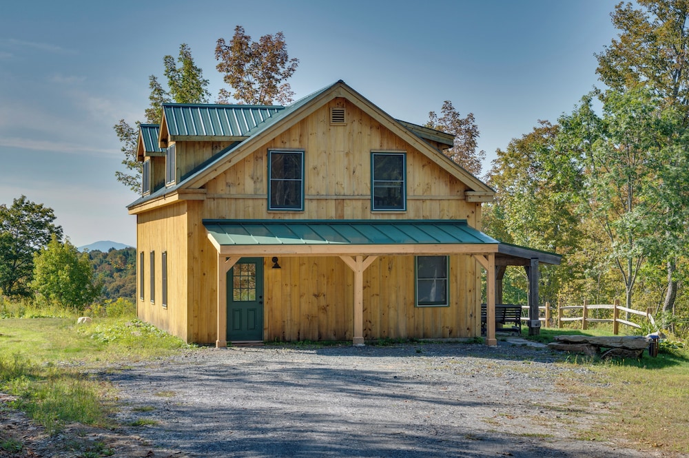 Unplug, Unwind & Explore: Remote Vermont Cabin