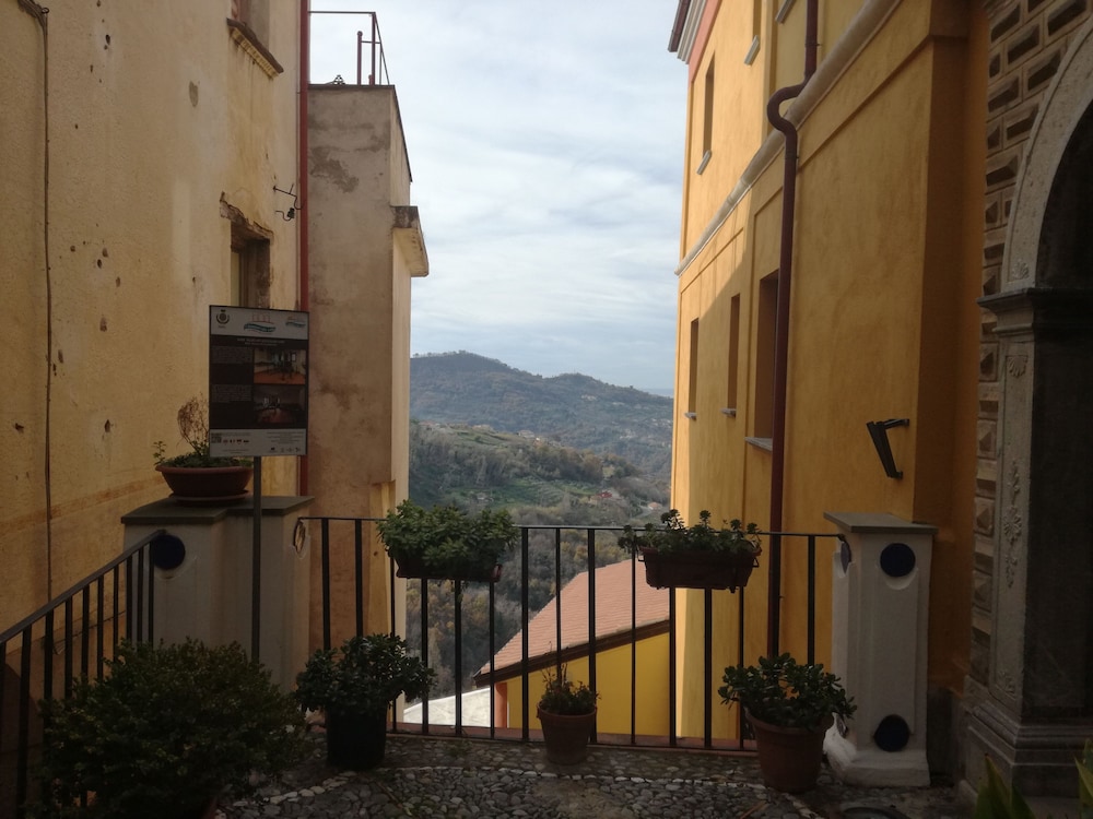 Albergo Diffuso Borgo Dei Greci photo 3