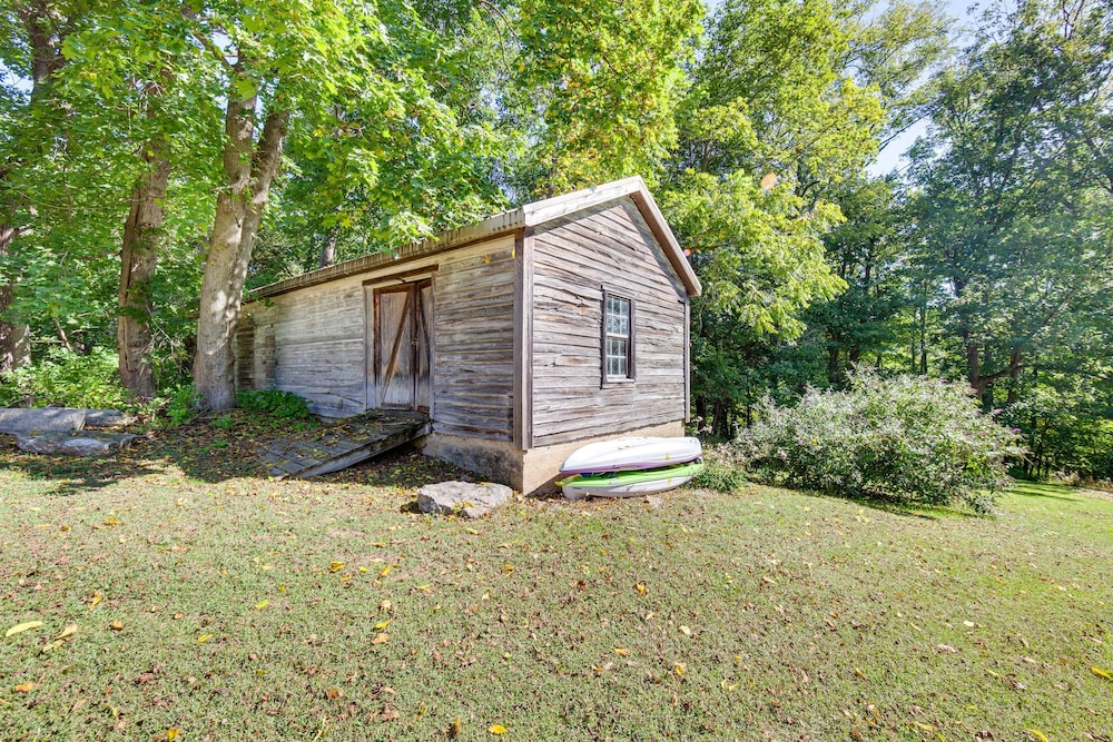 Jim Croces Farmhouse Apartment in Downingtown! view 2