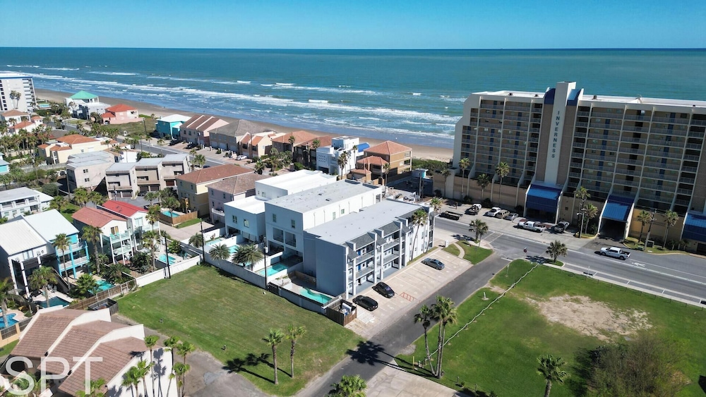 Coronado 302