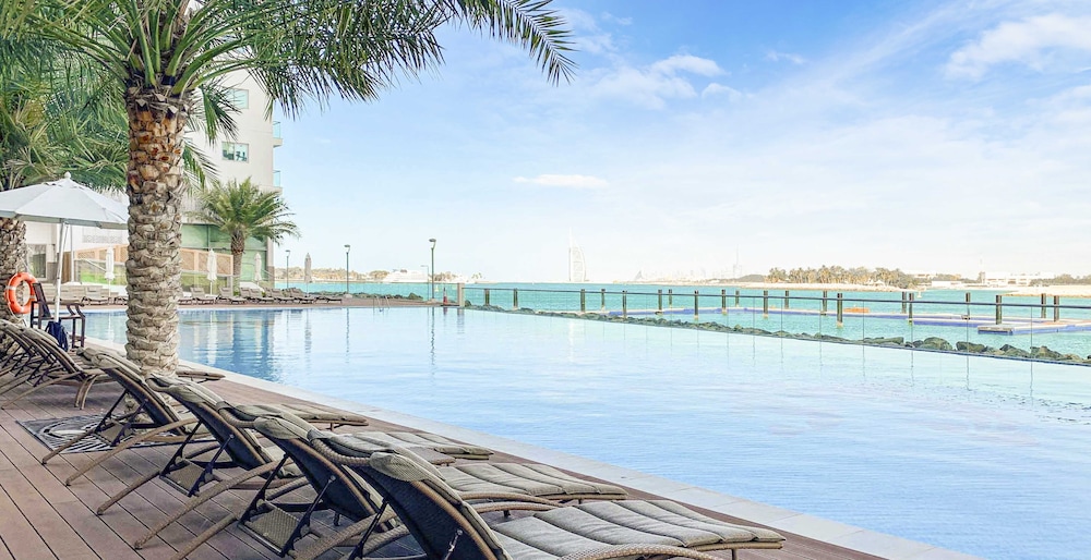 LUX Holiday Home - Azure Residence 2