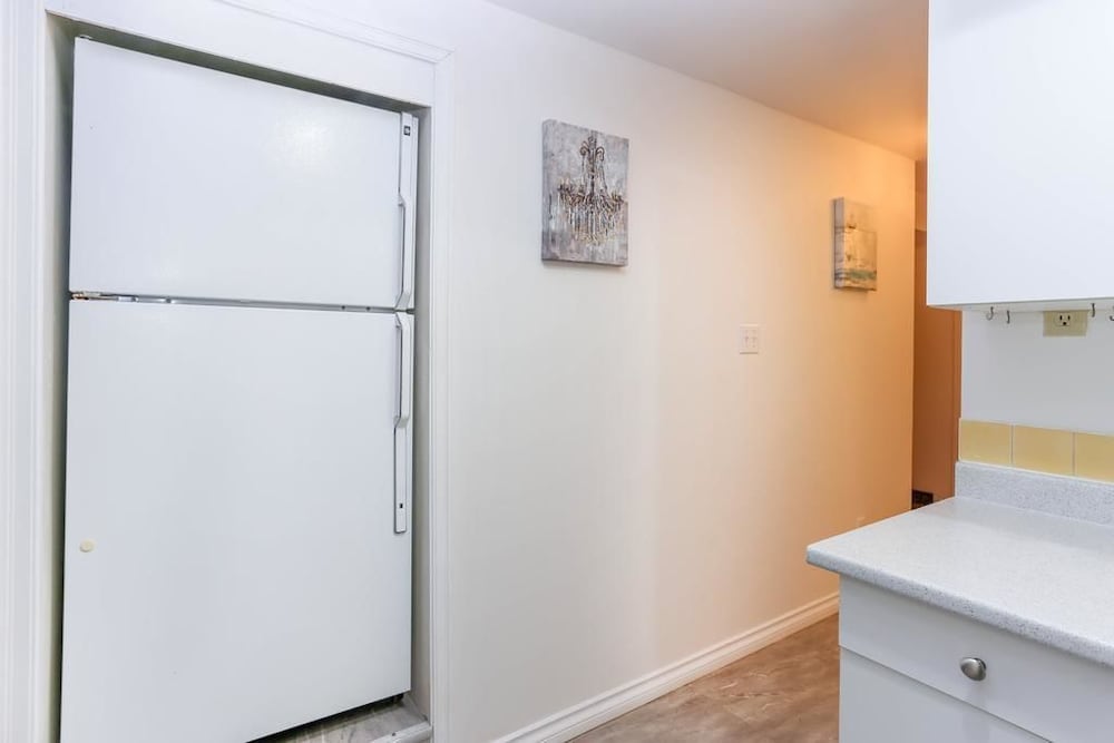2bdr Suite UBC by Elevate Rooms view 5