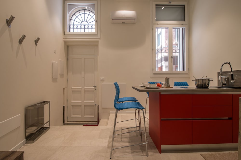 Orione Design Flat