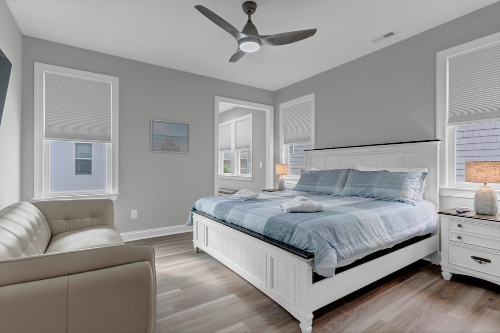 Walk to Beach Pool Ocean View Parking Bunk Beds