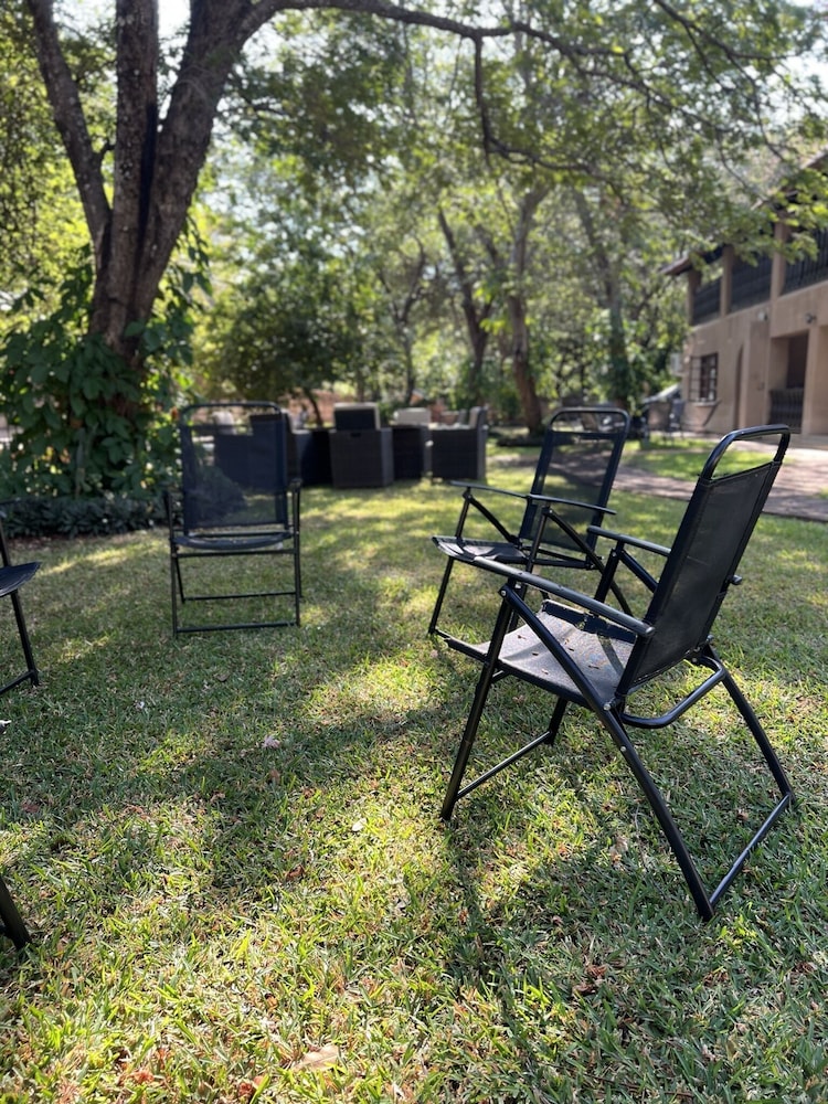 Mopani Lodge