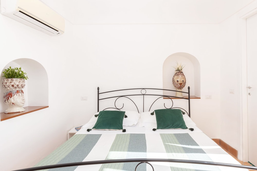 Casa Satriano Attic in Positano view 2