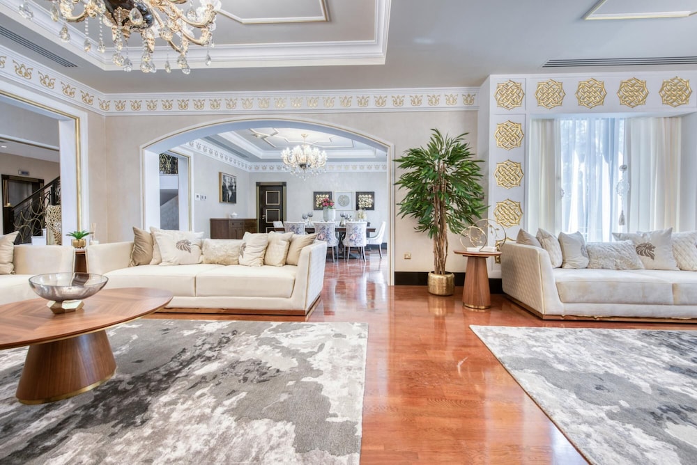Majestic Resort Villa w Private Pool on The Palm