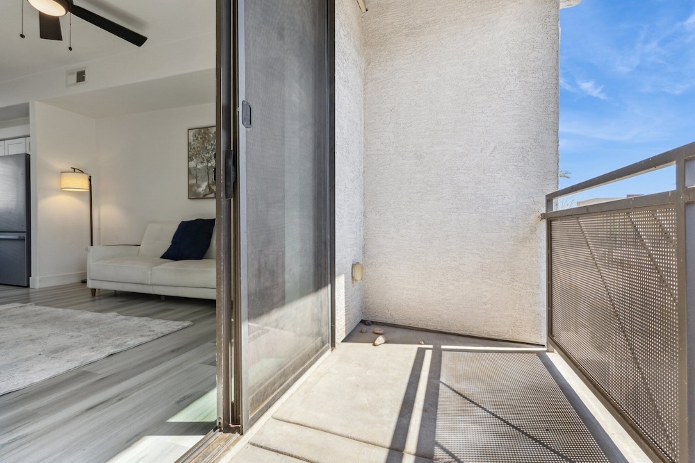 CozySuites at Zone Westgate