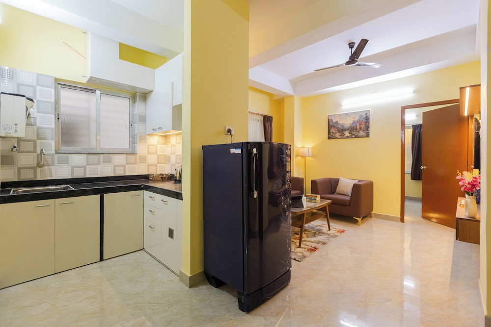 City Haven by Jadecaps Nr. Belle Vue Hsp 3bhk