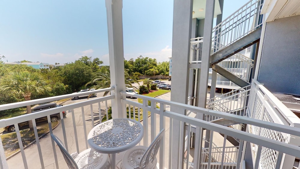Bay View Villas 2 by Tybee Vacation Rentals