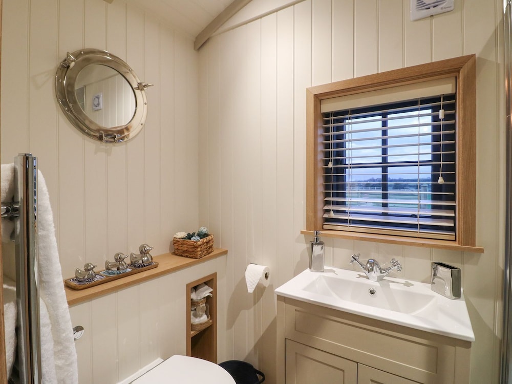 Lillie's Shepherds Hut at Shepherds Lodge