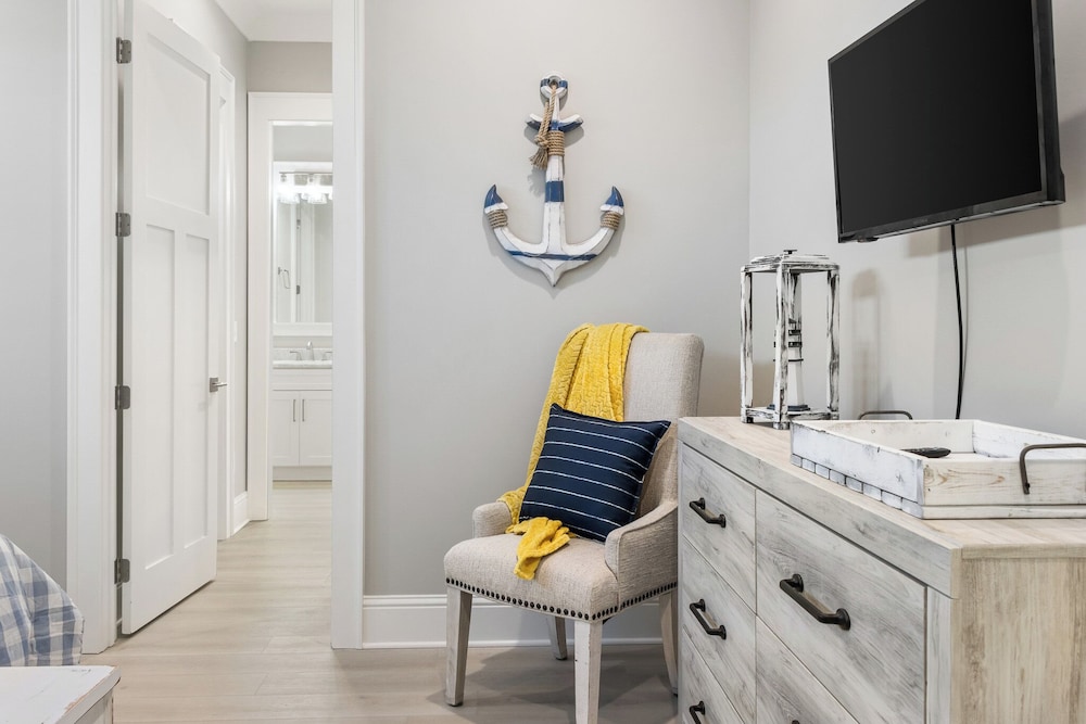 Sunshine Villa by Southern Vacation Rentals