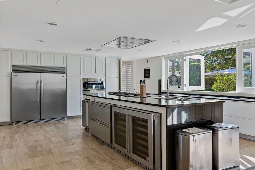 Oceanfront Golf Course Estate w Pool Guest House