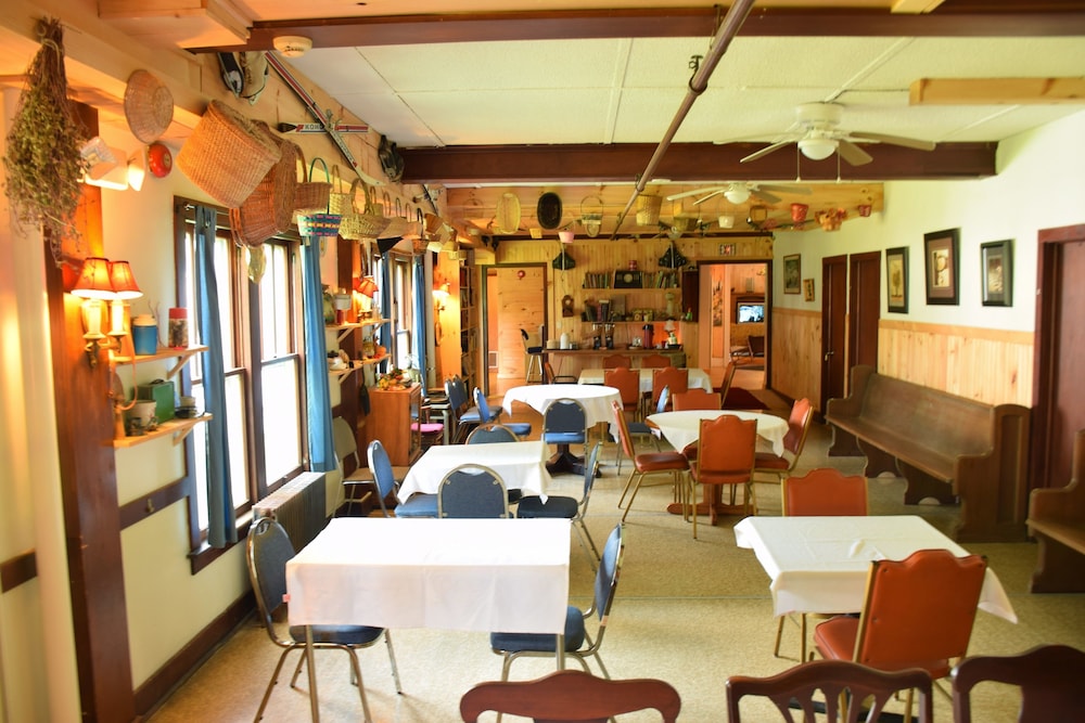 Townhouse Hotel