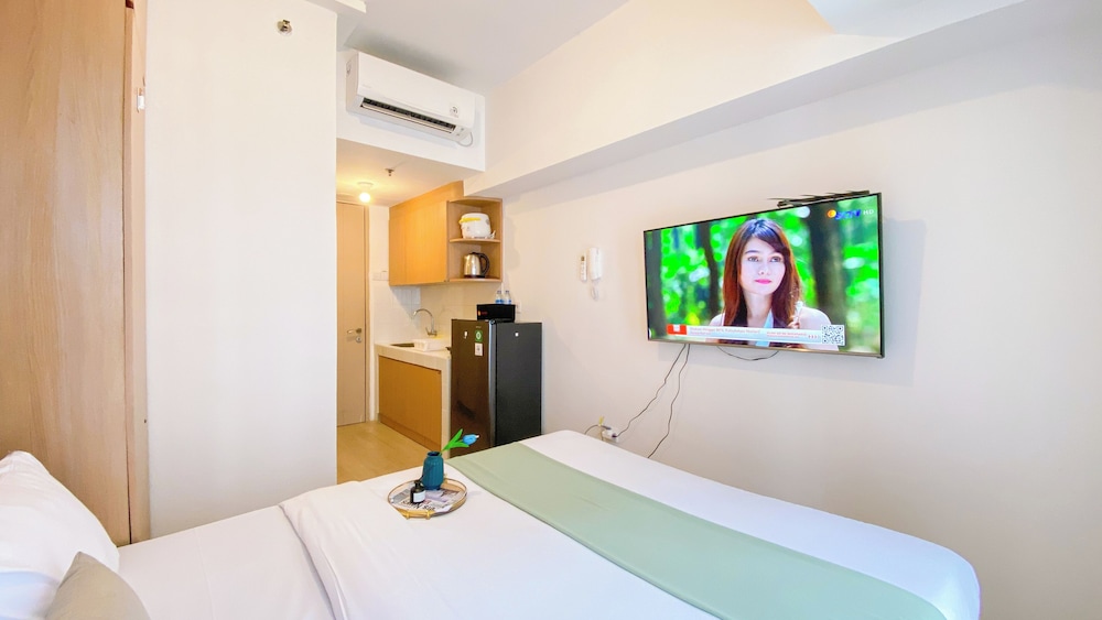 Cozy And Well Designed Studio Tokyo Riverside Pik 2 Apartment