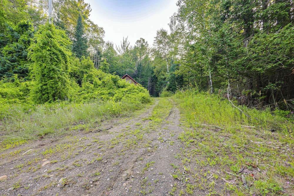 Hike, Raft, Ski & More: Cozy Cabin in Johnsburg!