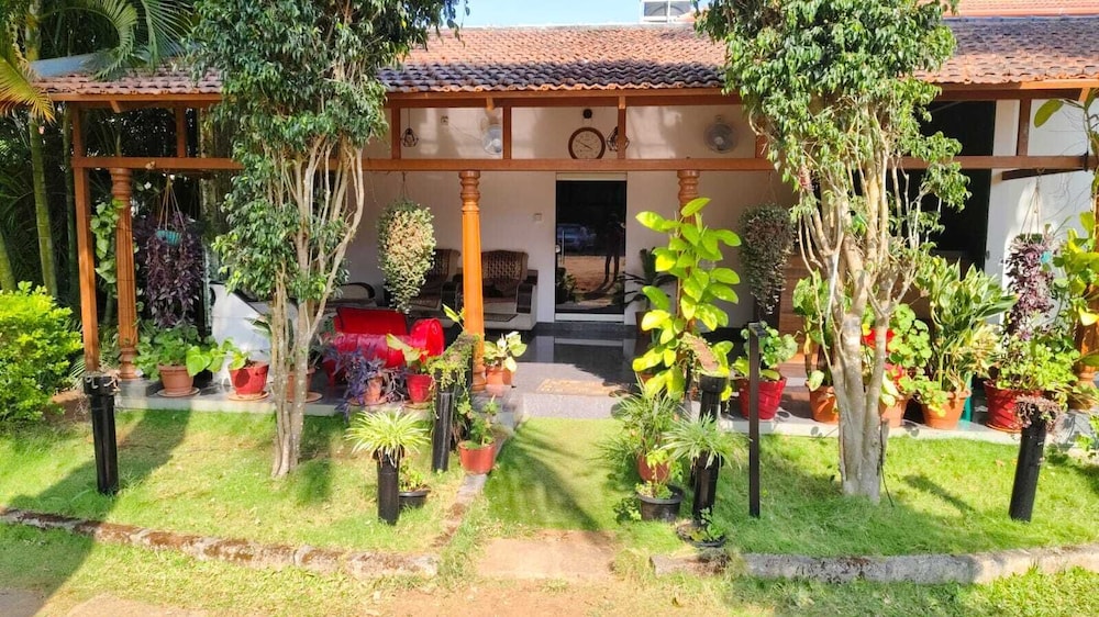 Plumeria Resort