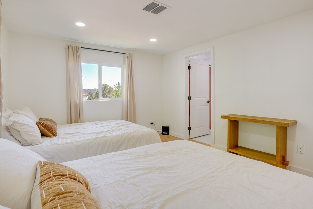 Mtn Views: Bright & Airy Sedona Home!