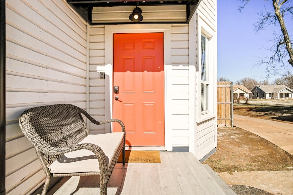 Oklahoma City Vacations - 3-story 6-bedroom 4 Bathrooms 3min-asian Dist - Property Image 93