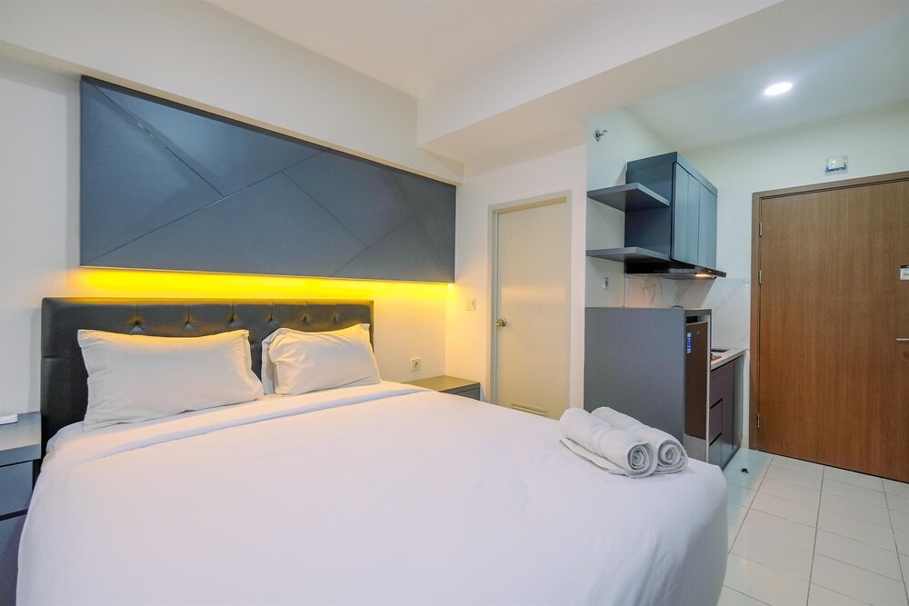 Comfy and Homey Studio at Podomoro Golf View Apartment