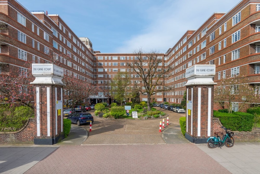 Unique 1-bed Apartment in Vibrant Balham