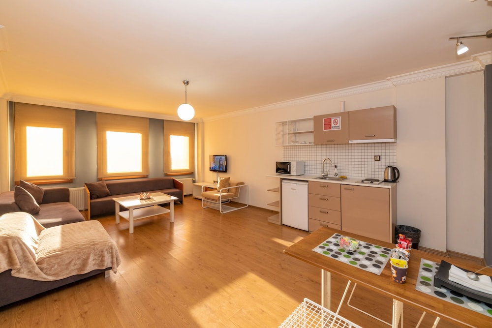 Opera House Otel - Image 32