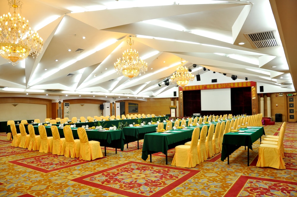 meeting & event spaces