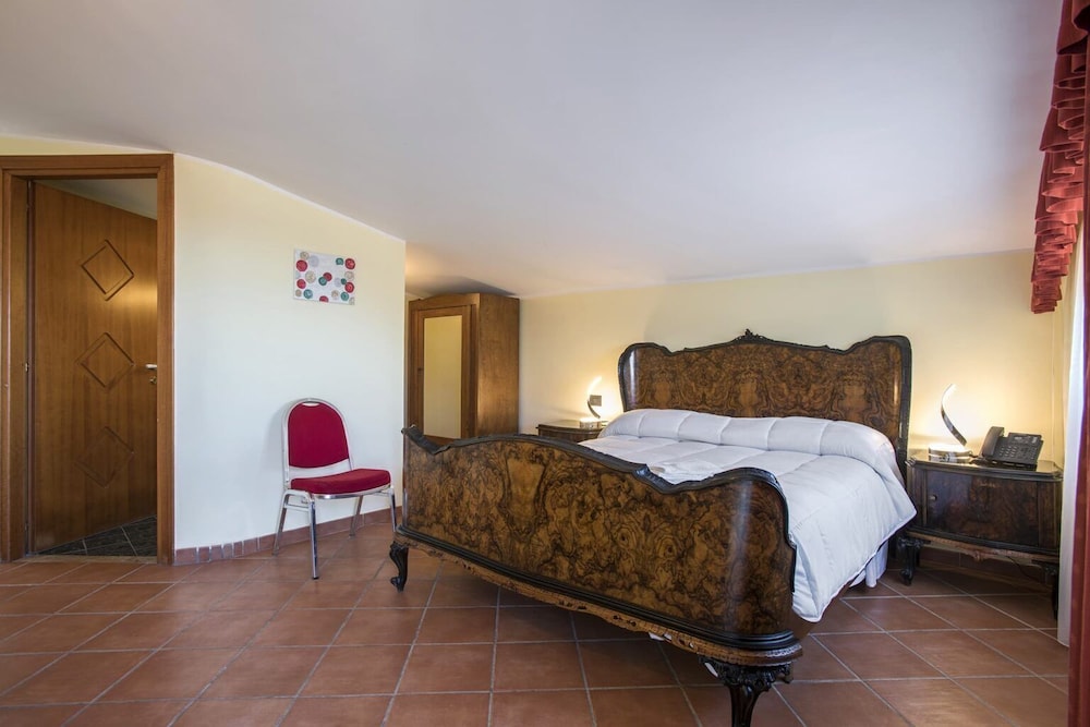 The Life Hotel